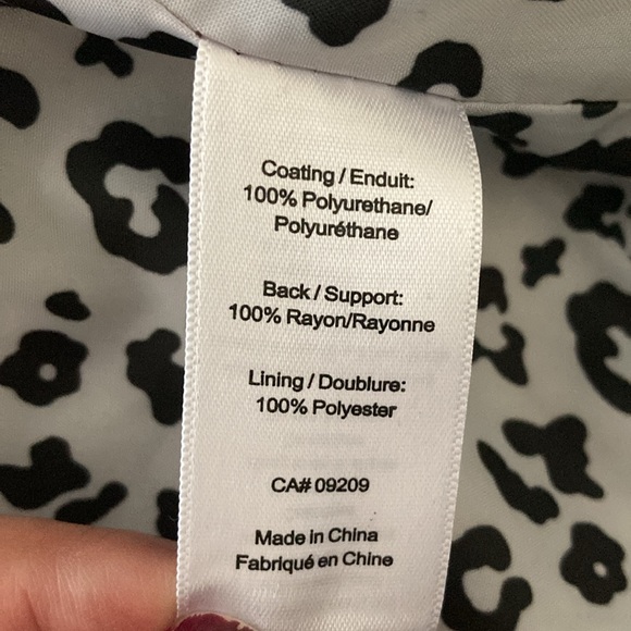 Burgundy Short Jacket - Picture 4 of 4